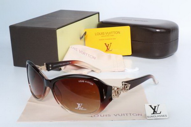 Iv Boutique Sunglasses 024